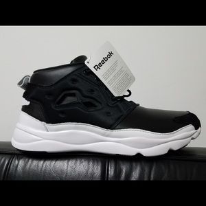 Reebok Publish collaboration shoes (Blk/wht)